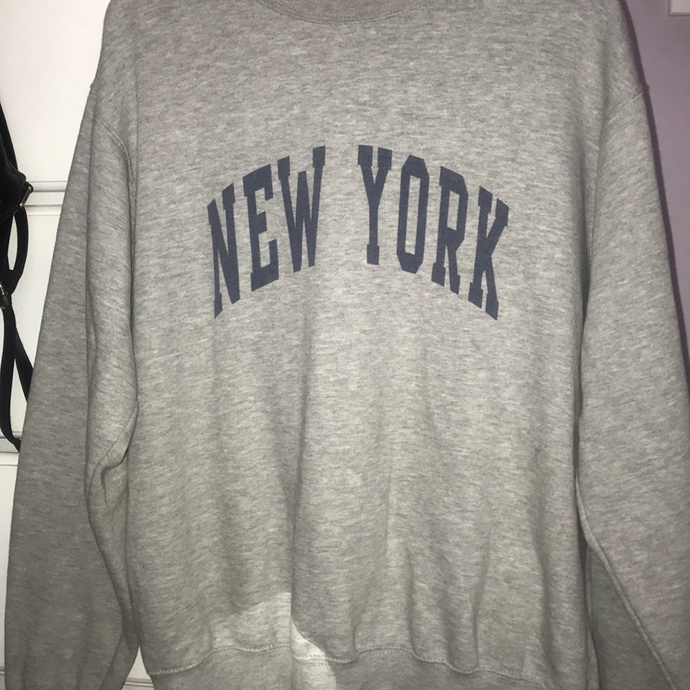 Brandy Melville sweatshirt